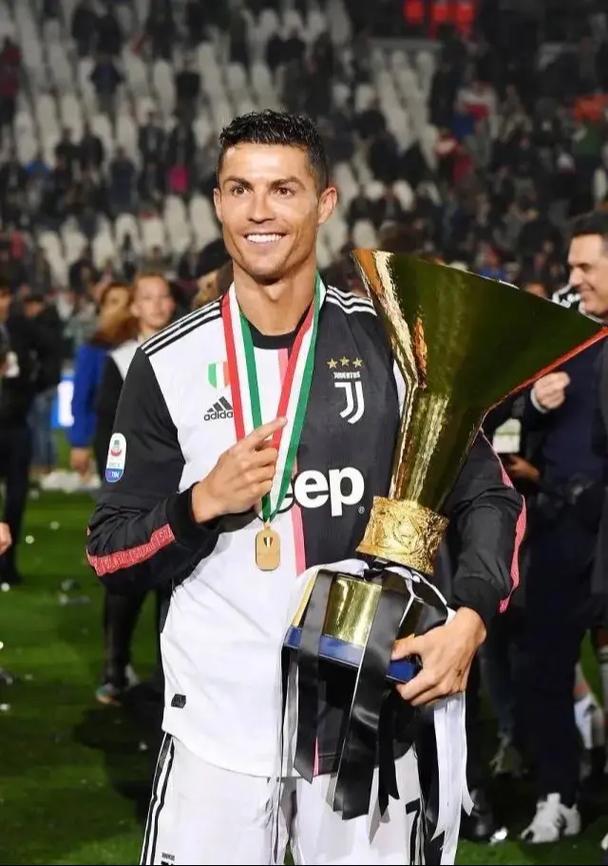 c罗转会尤文第几场进球