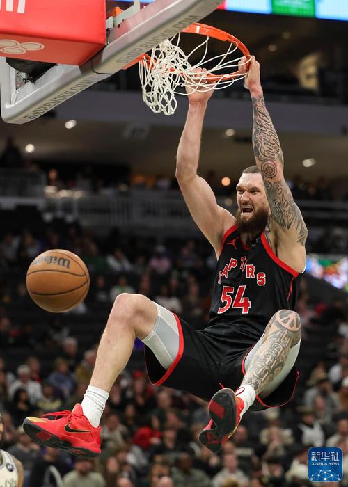 雄鹿对猛龙比赛分析