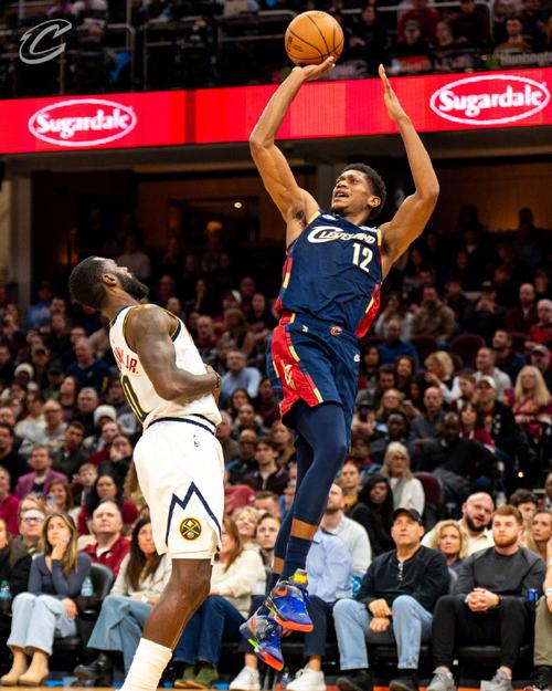 骑士vs掘金2018年3月8日