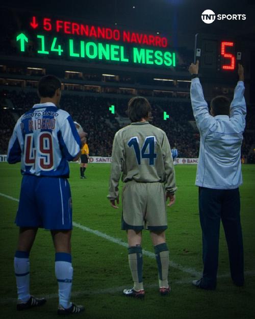 梅西巴萨未续约怎么回事