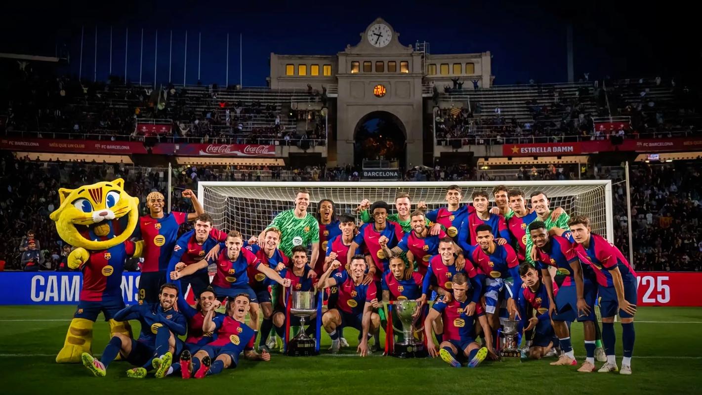 巴萨第一座欧冠主力阵容