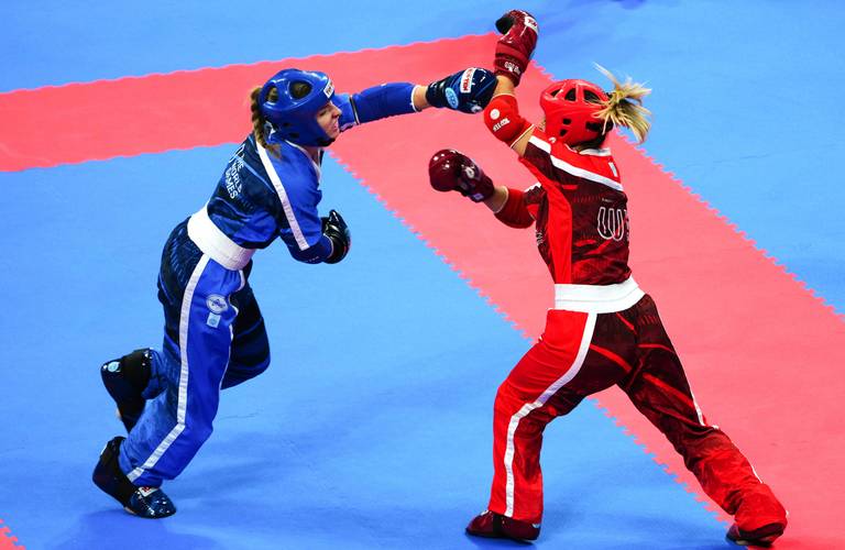 拳击跟自由搏击