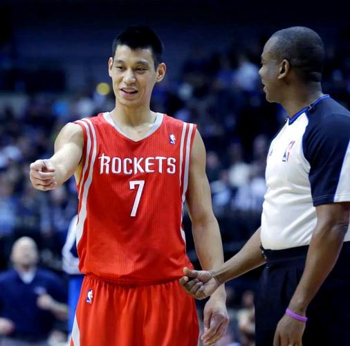 林书豪第一场比赛是什么时候开始的