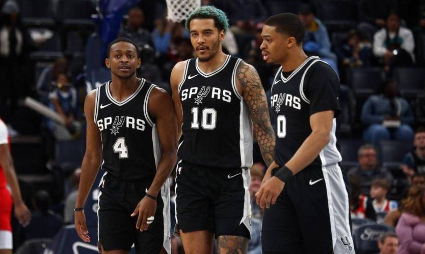 马刺加盟尼克斯了吗现在